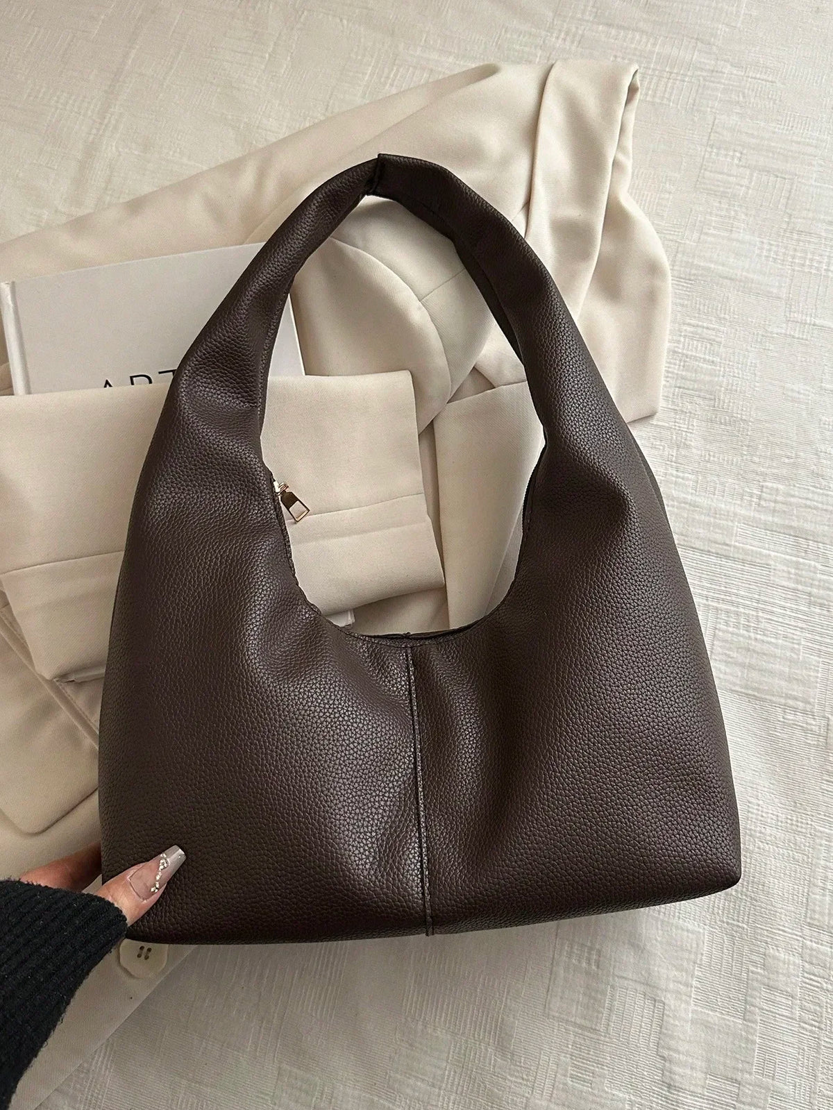 Large Capacity Solid Color Women's Shoulder Bag