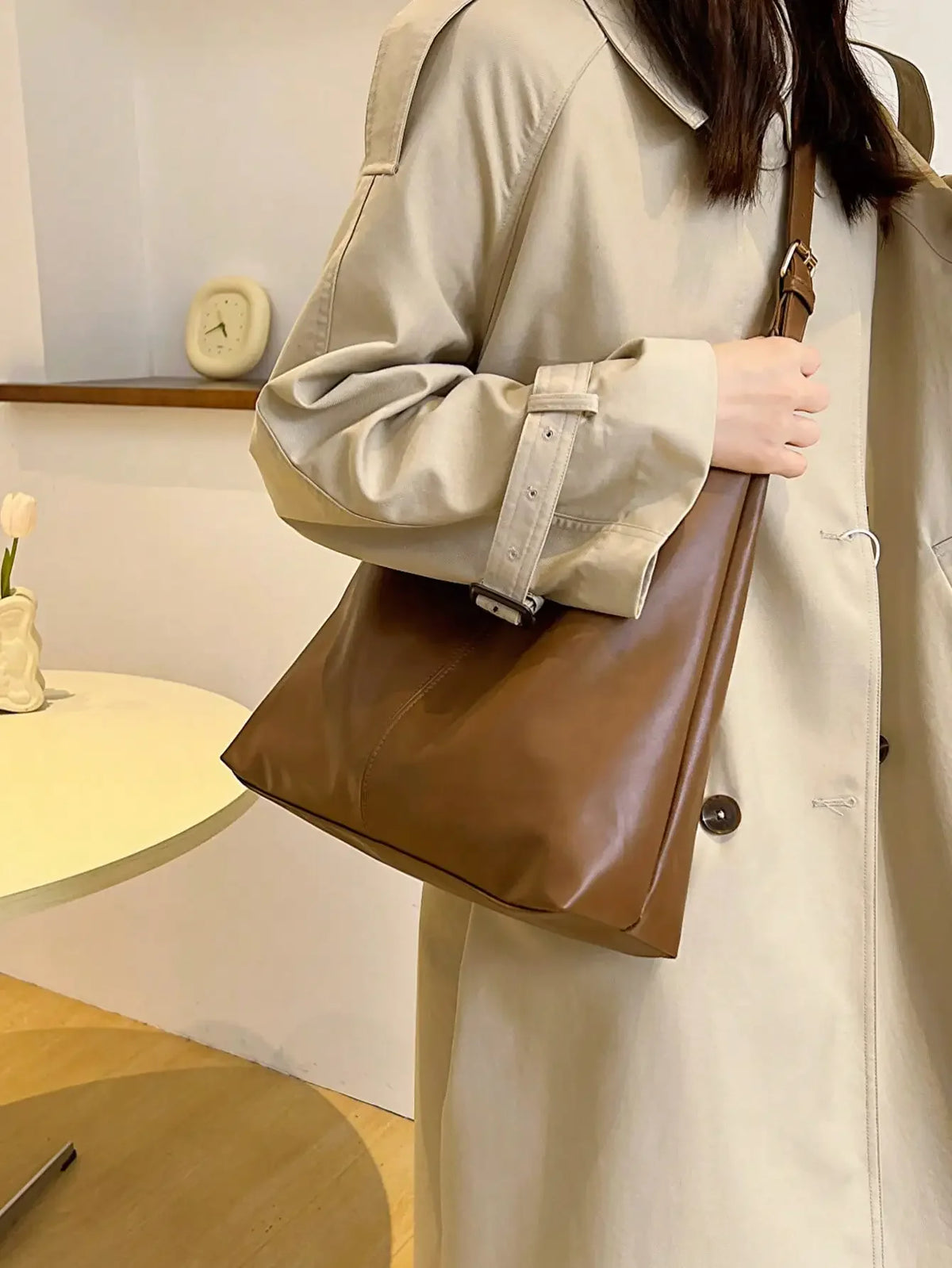 Large Capacity Solid Color Women's Shoulder Bag