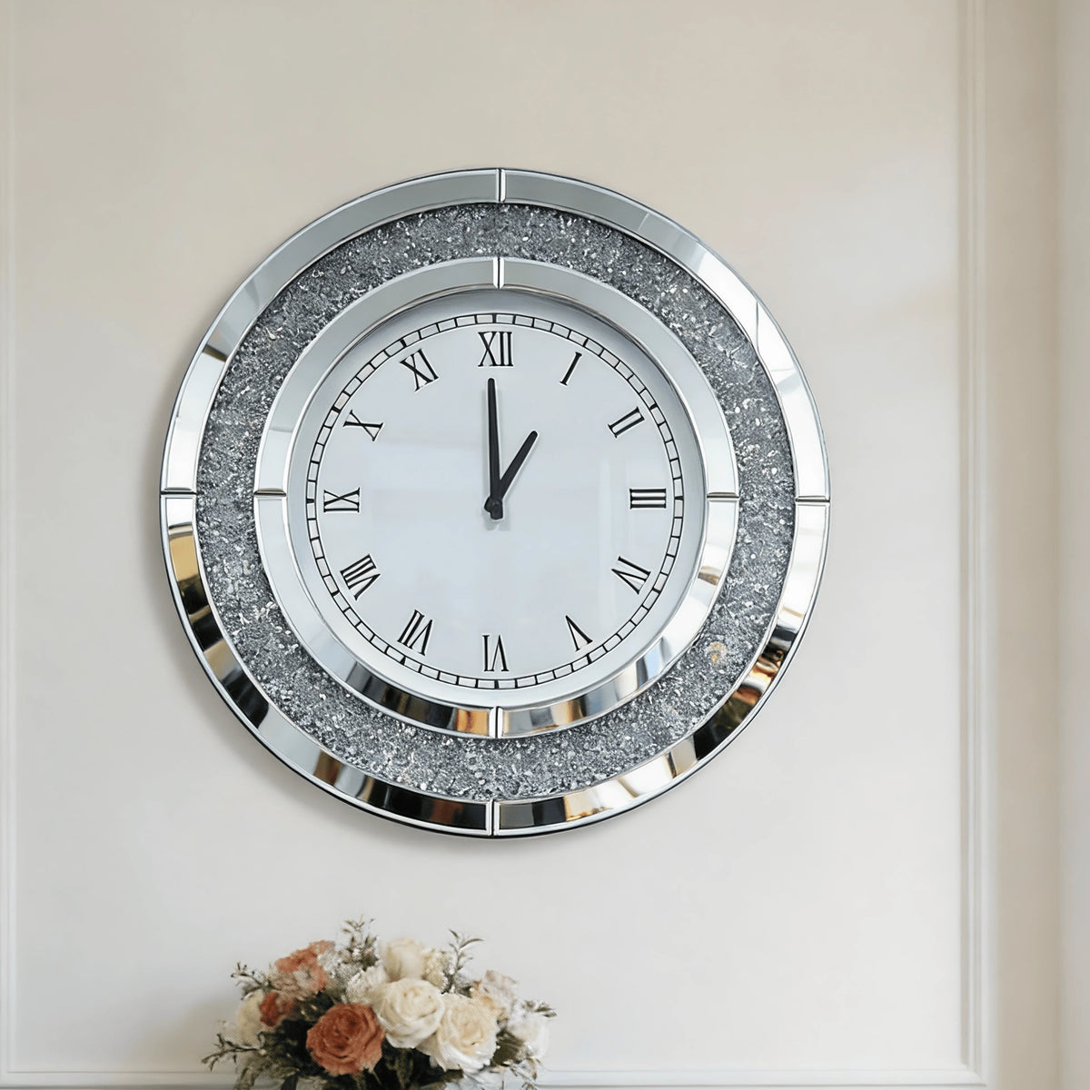 Crushed Diamond Decorative Wall Clock With Glass Crystal Finish